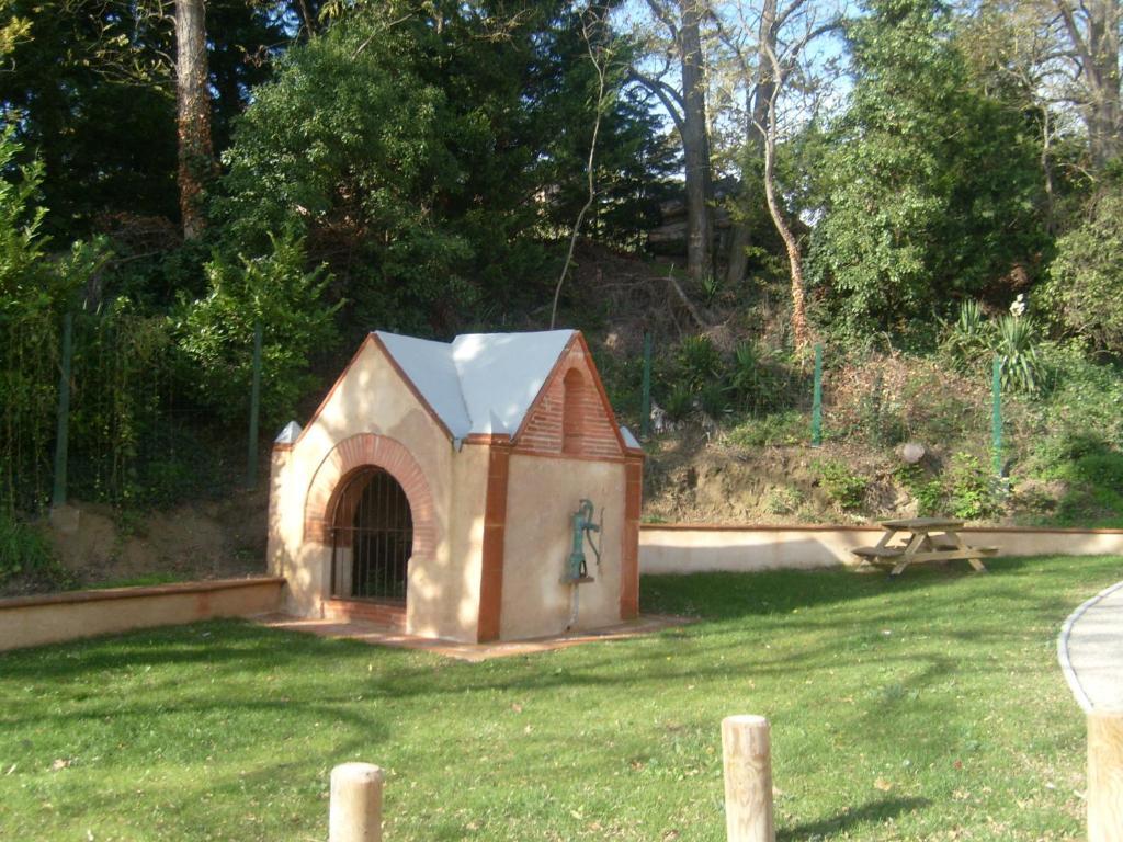 La Chambre D'Hote Au Gre Du Temps Montlaur  Exterior photo